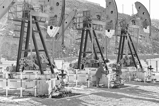老君庙采油厂.jpg