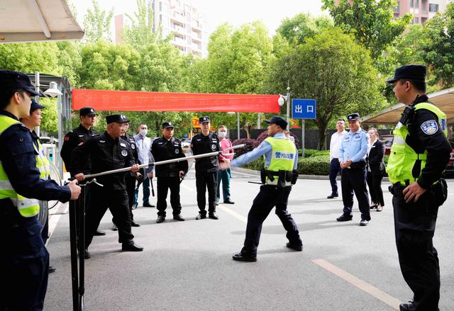 警企联动开展“防恐暴”应急演练图一.jpg
